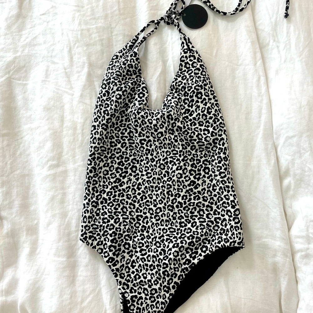 One piece bathing suit